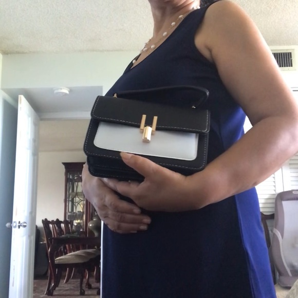 PU LEATHER HANDBAG. Size 200x90x130mm. BUY 2 ITEMS GET 50% ON THE 3RD ITEM - Picture 9 of 17